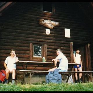 Loading...